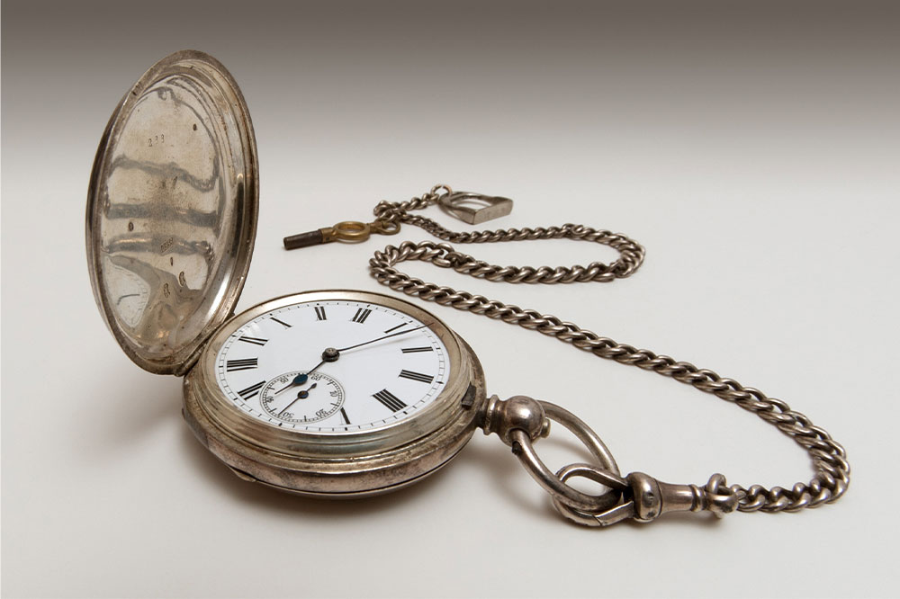 4 Factors That Influence Value of Antique Watches