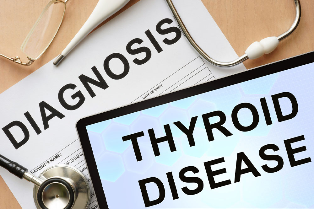 Thyroid Symptoms, Causes, Natural Remedies and Side Effects